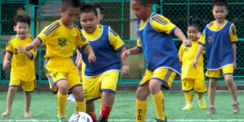 Trang Phục Bóng Đá Cho Nam, Nữ Và Trẻ Em