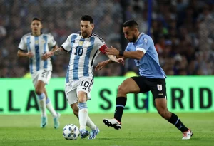 Vớ thi đấu FIFA là gì? Tiêu chuẩn & vai trò trong bóng đá hiện đại